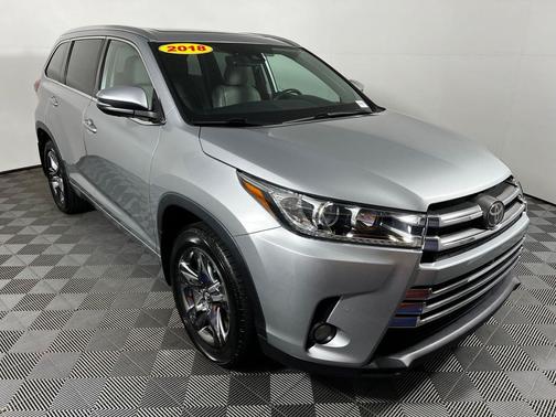 Celestial Silver Metallic 2018 Toyota Highlander Limited Platinum