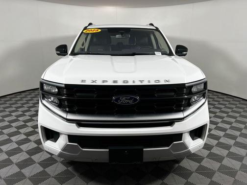 OXFORD WHITE 2025 Ford Expedition Platinum