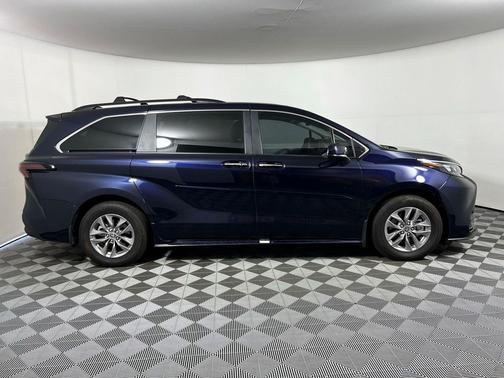 Blueprint 2025 Toyota Sienna XLE