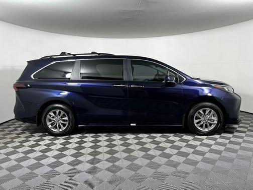 Blueprint 2025 Toyota Sienna XLE