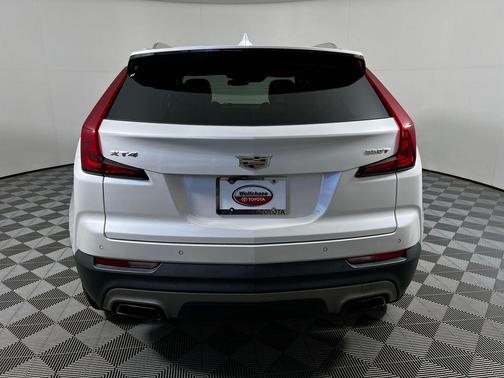 Crystal White Tricoat 2020 Cadillac XT4 Premium Luxury