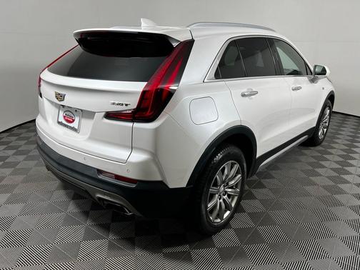 Crystal White Tricoat 2020 Cadillac XT4 Premium Luxury