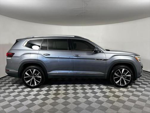 2024 Volkswagen Atlas 2.0T SEL Premium R-Line 4MOTION