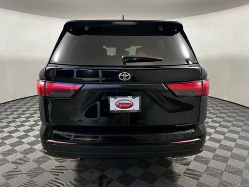 2025 Toyota Sequoia SR5