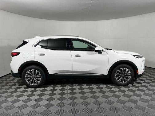 Summit White 2024 Buick Envision Preferred AWD