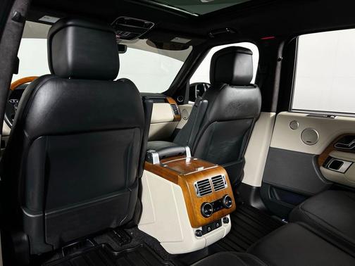 2021 Land Rover Range Rover P525 Westminster