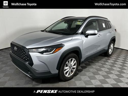 2024 Toyota Corolla Cross LE