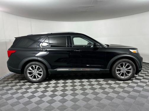 AGATE BLACK METALLIC 2022 Ford Explorer Limited