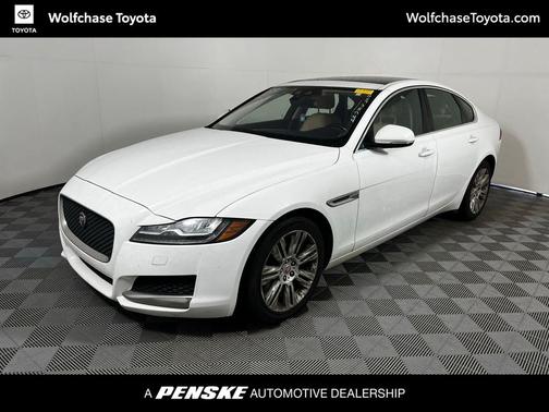 2017 Jaguar XF 35t Premium