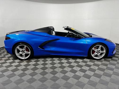 Riptide Blue Metallic 2025 Chevrolet Corvette Stingray w/3LT