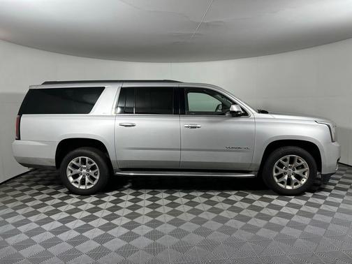 2016 GMC Yukon XL SLT
