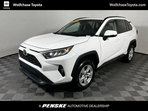 2021 Toyota RAV4 XLE