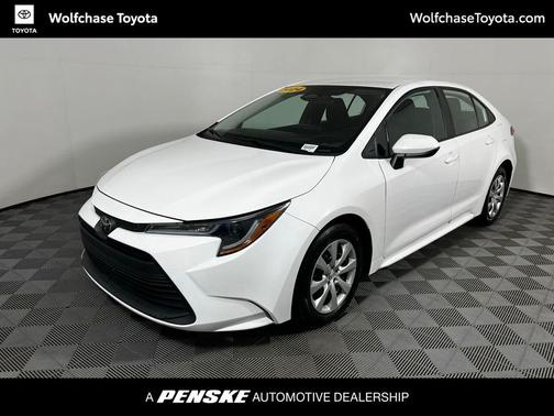 Ice Cap 2024 Toyota Corolla LE