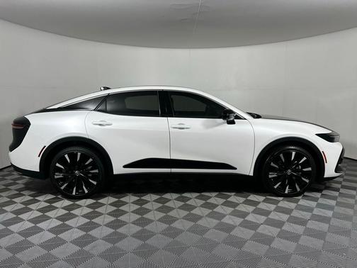 2026 Toyota Crown Platinum