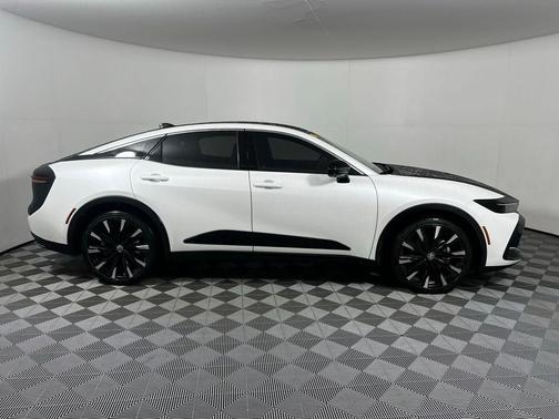 2026 Toyota Crown Platinum