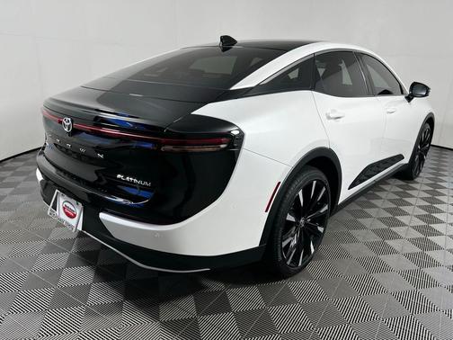 2026 Toyota Crown Platinum