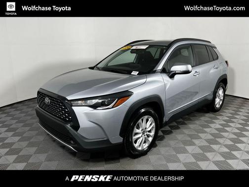 2024 Toyota Corolla Cross LE