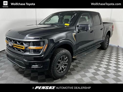 AGATE BLACK METALLIC 2025 Ford F-150 Tremor
