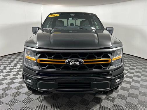 AGATE BLACK METALLIC 2025 Ford F-150 Tremor