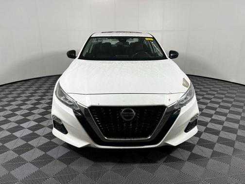 2020 Nissan Altima SR FWD