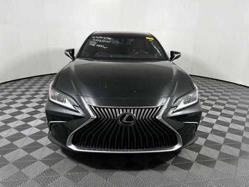 2021 Lexus ES 350 Base