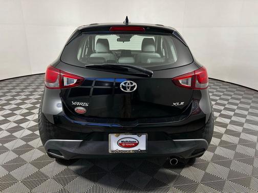 2020 Toyota Yaris Sedan XLE