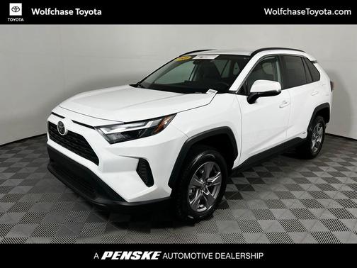 Ice Cap 2025 Toyota RAV4 Hybrid XLE