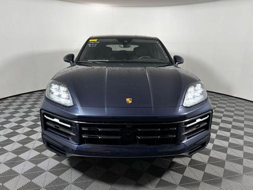 2024 Porsche Cayenne Base