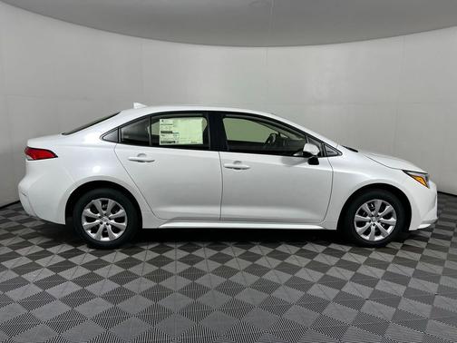 Ice Cap 2026 Toyota Corolla Hybrid LE