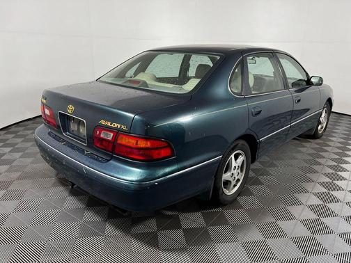 Classic Green Pearl 1999 Toyota Avalon XL