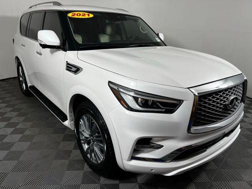 2021 INFINITI QX80 Luxe