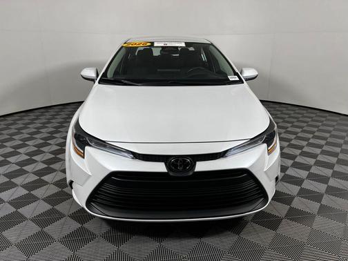 Wind Chill Pearl 2026 Toyota Corolla LE