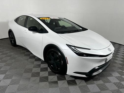 2023 Toyota Prius LE