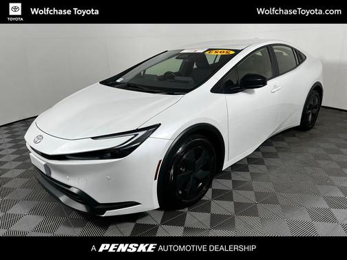 2023 Toyota Prius LE