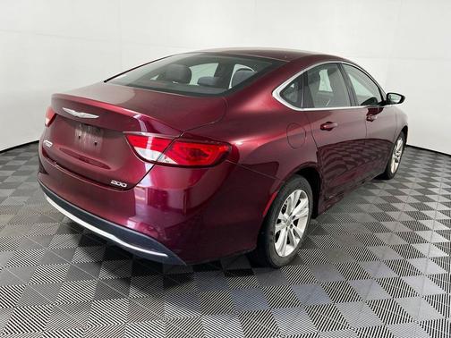 Velvet Red Pearlcoat 2016 Chrysler 200 Limited