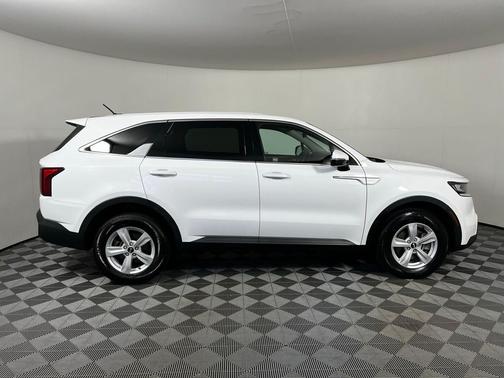2021 Kia Sorento LX
