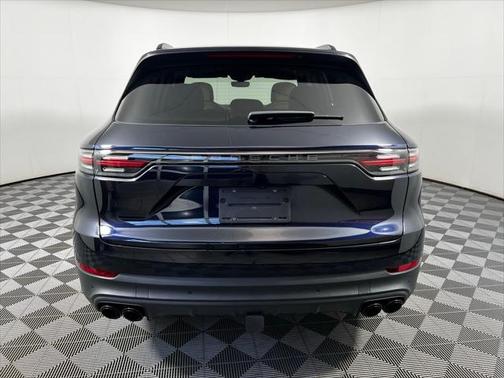2023 Porsche Cayenne S