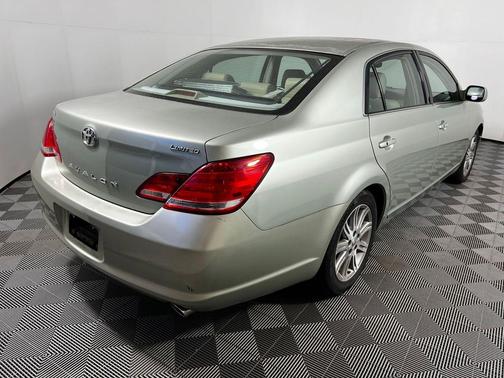 2007 Toyota Avalon Limited