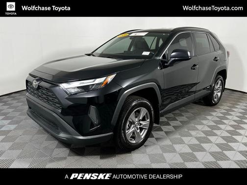 2025 Toyota RAV4 Hybrid LE
