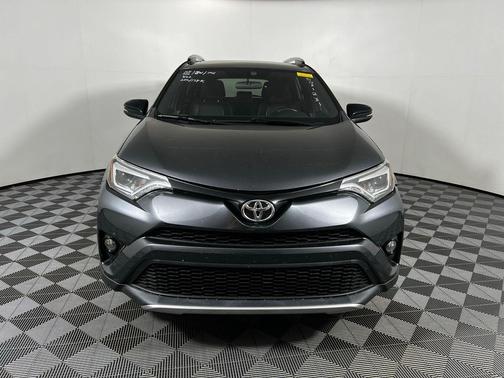 2016 Toyota RAV4 SE