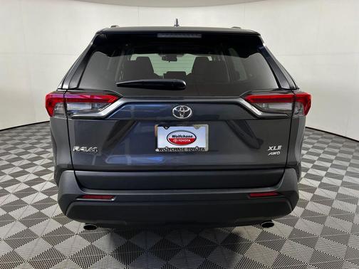 Magnetic Gray Metallic 2025 Toyota RAV4 XLE