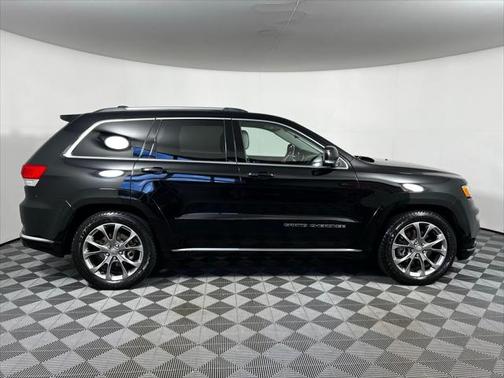 2020 Jeep Grand Cherokee Summit