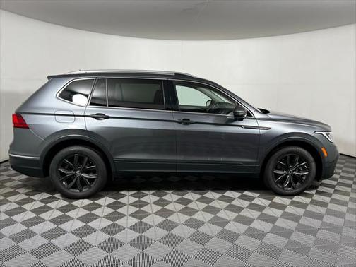2024 Volkswagen Tiguan 2.0T Wolfsburg Edition