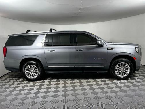 2022 GMC Yukon XL SLT