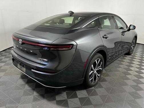 2024 Toyota Crown Limited