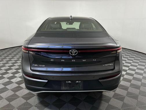 2024 Toyota Crown Limited