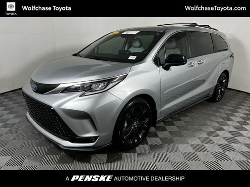 2024 Toyota Sienna XSE 7 Passenger