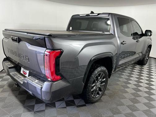 2022 Toyota Tundra Platinum
