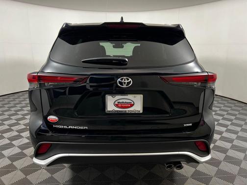 2024 Toyota Highlander XSE