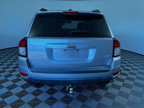 Billet Silver Metallic Clearcoat 2014 Jeep Compass Latitude
